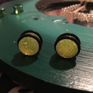 00 -body mod- Neon Yellow Sparkle Plugs